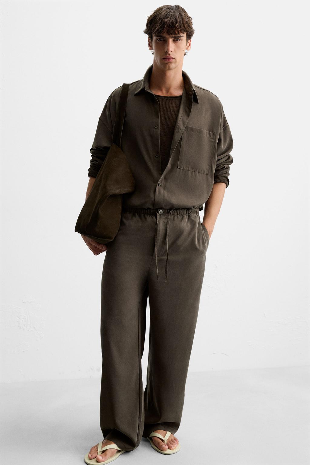 БРЮКИ RELAXED FIT ИЗ СТРУЯЩЕЙСЯ ТКАНИ