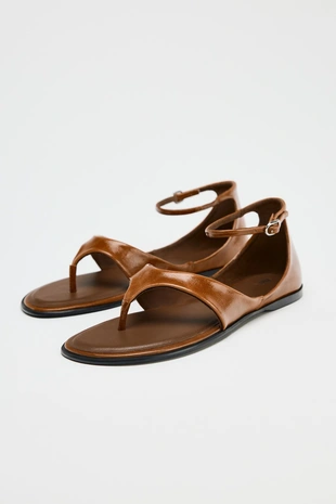 Кожаные сандалии с перемычкой для пальца- Заказать в России