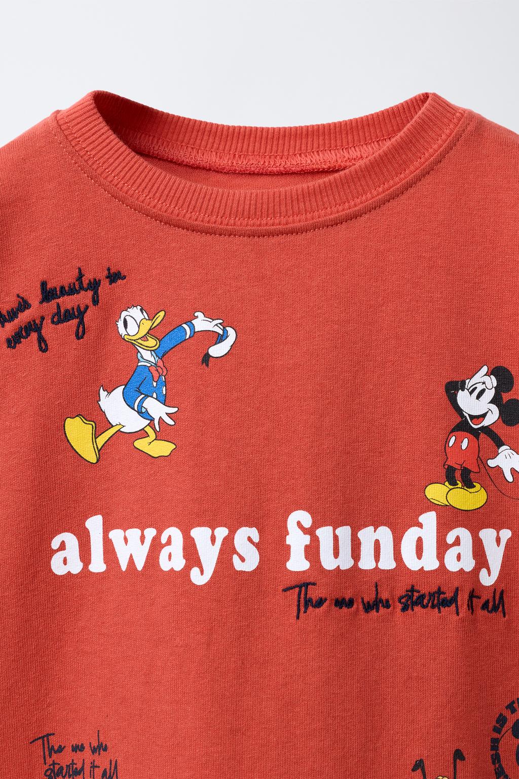 ФУТБОЛКА С ВЫШИВКОЙ MICKEY MOUSE AND FRIENDS © DISNEY