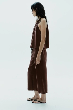 Укороченные брюки из струящейся ткани- Заказать в России