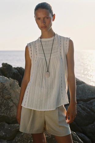 Романтичный топ без рукавов- Заказать в России