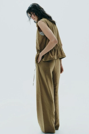 Жилет из струящейся ткани с регулируемой посадкой- Заказать в России