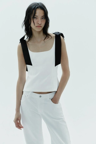 Топ из эластичной такни с бантами- Заказать в России