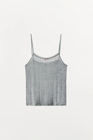 Топ на бретелях с перфорацией и цветком- Заказать в России