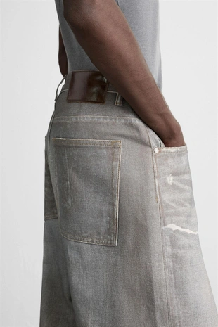 Джинсы BAGGY FIT с принтом- Заказать в России