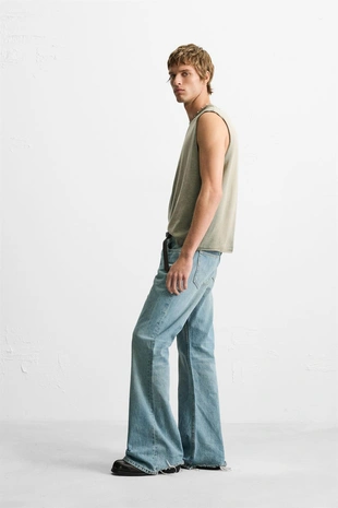 Трикотажная майка с эффектом потертости- Заказать в России