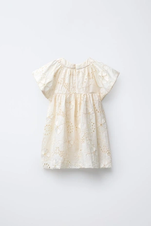 Платье из органзы с вышивкой в виде цветов- Заказать в России