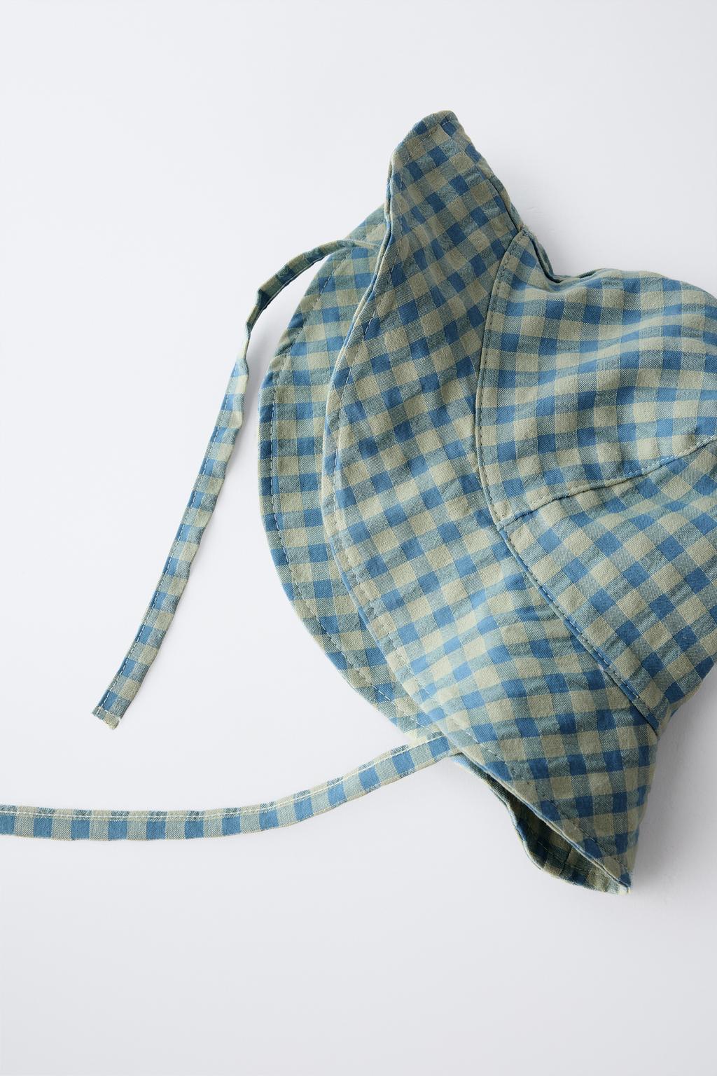 Шляпа в клетку gingham