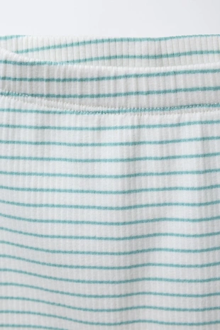 Комплект из боди и легинсов в полоску- Заказать в России