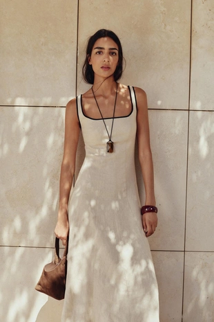 Платье миди с контрастной отделкой