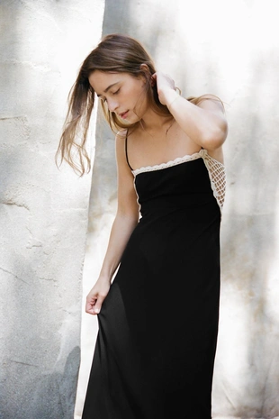 Комбинированное платье с вязаным крючком полотном- Заказать в России