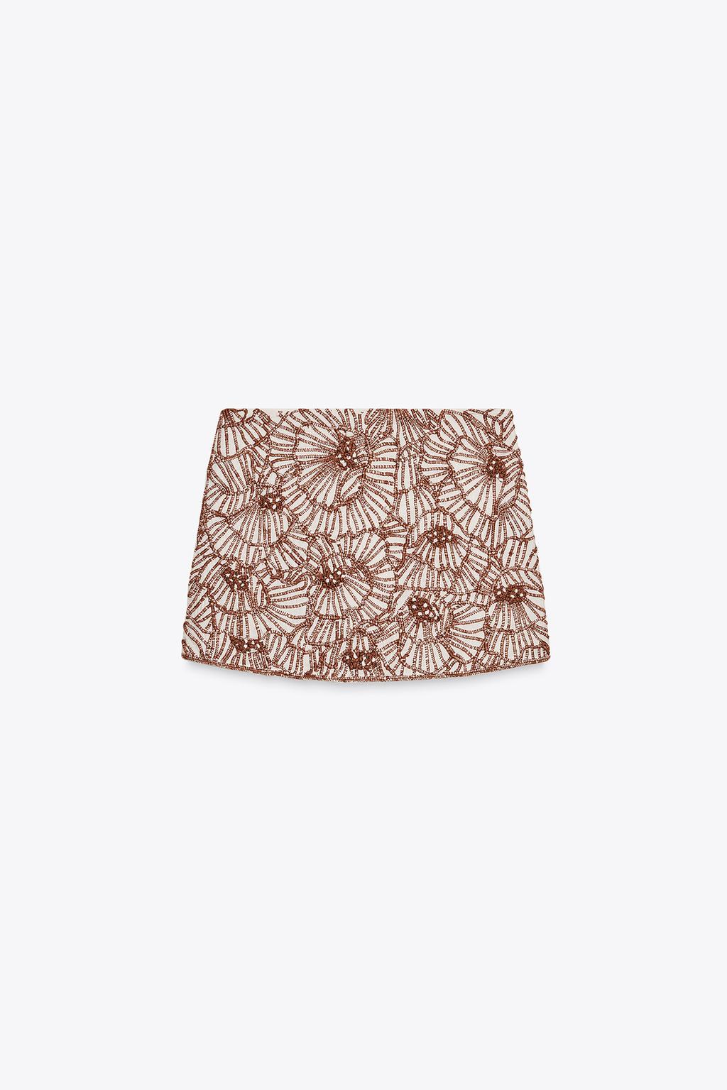 КОРОТКАЯ ЮБКА С ВЫШИВКОЙ В ВИДЕ ЦВЕТОВ — ZW COLLECTION