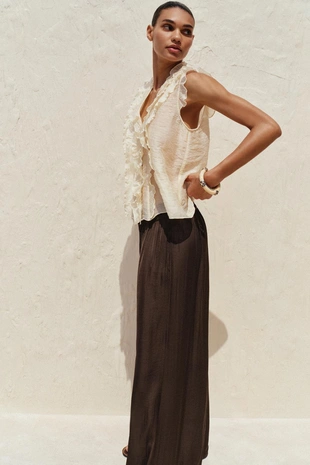 Полупрозрачный топ с воланами