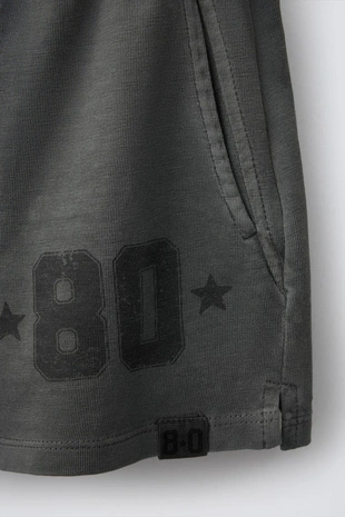 Шорты-бермуды с текстом