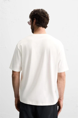 Футболка с комбинированной вышивкой- Заказать в России