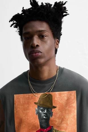 Майка с принтом и вышивкой © OTIS KWAME KYE QUAICOE- Заказать в России