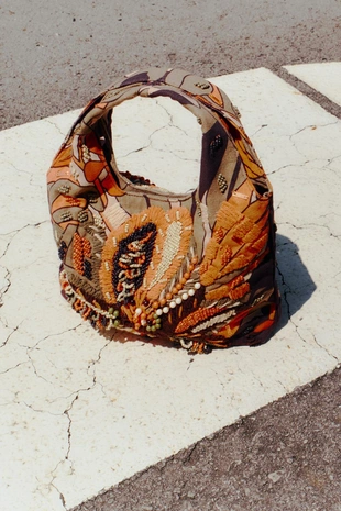 Сумка с разноцветным бисером- Заказать в России