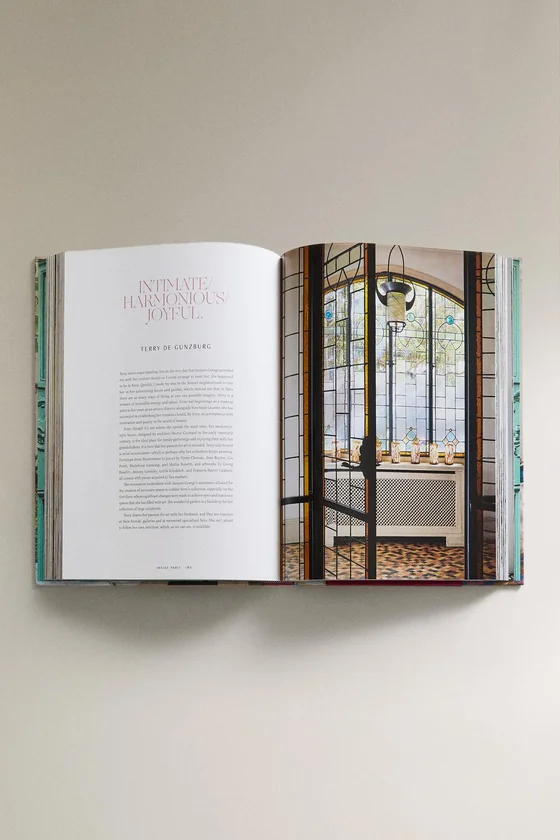 Книга inside paris