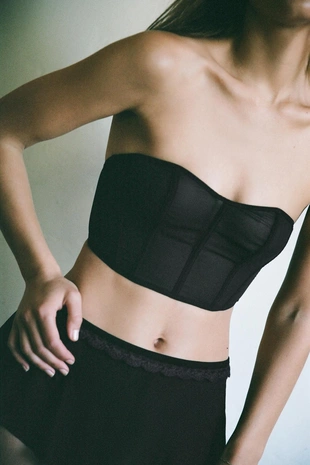 Комбинированные шорты с кружевом кроше- Заказать в России