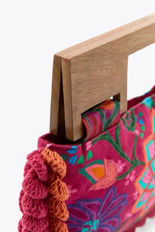 Сумка с цветочной вышивкой- Заказать в России