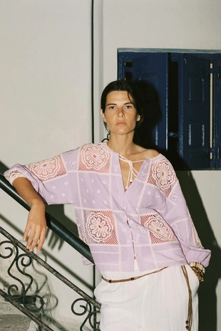 Комбинированная рубашка с кружевом кроше- Заказать в России