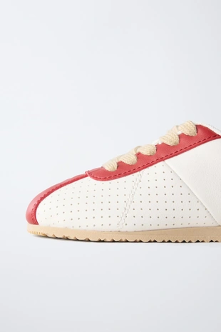 Модные спортивные кроссовки- Заказать в России