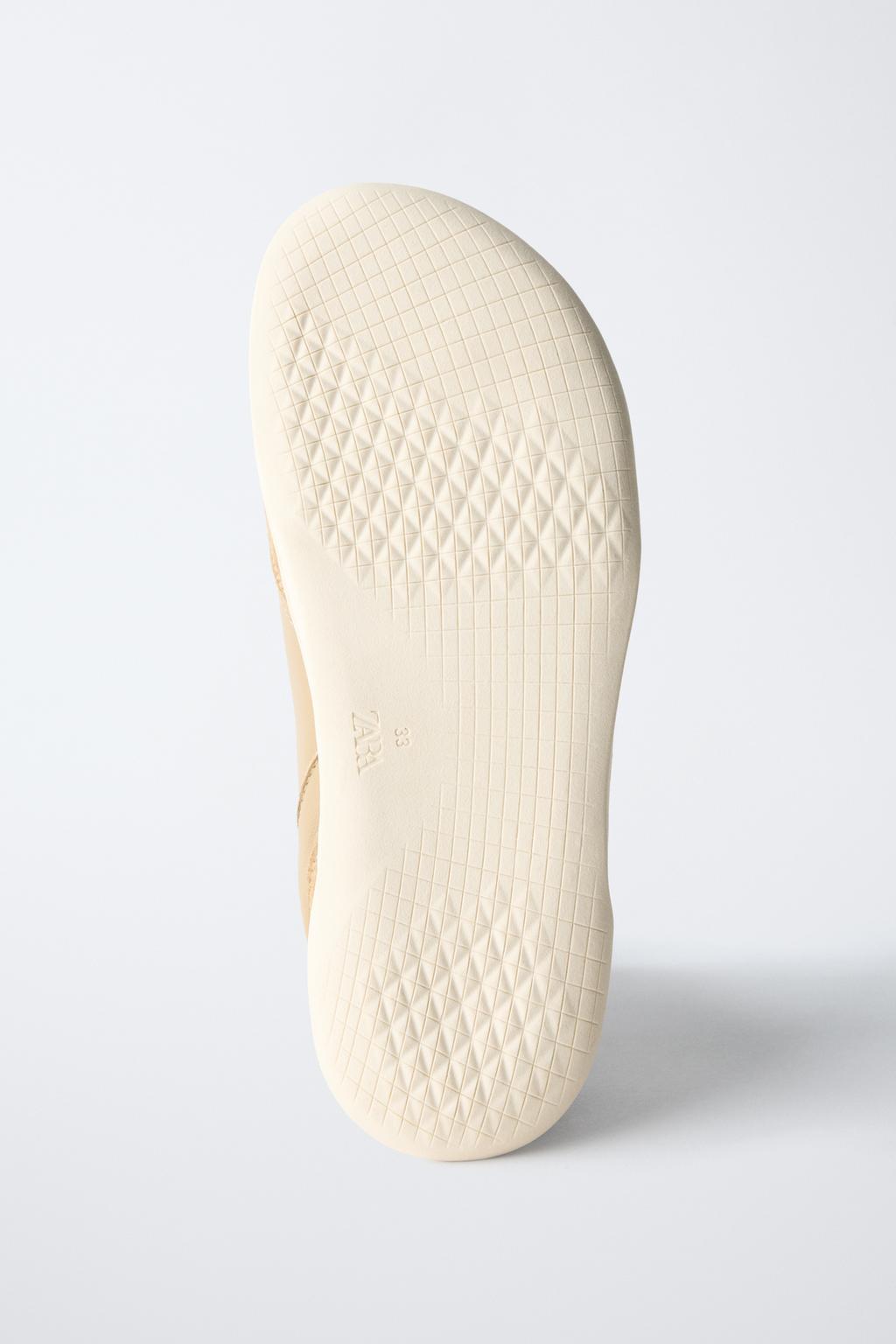 КОЖАНЫЕ КРОССОВКИ BAREFOOT
