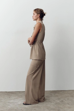 Жилет из твила с пуговицами- Заказать в России