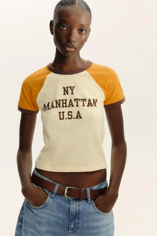 Футболка с текстом в рубчик- Заказать в России