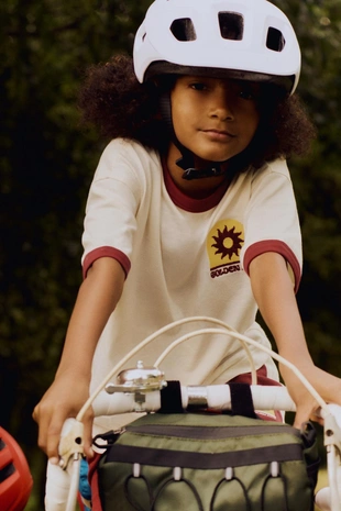 Футболка с контрастной вышивкой- Заказать в России