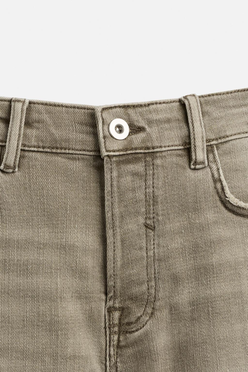 ДЖИНСЫ SKINNY FIT С РАЗРЕЗАМИ