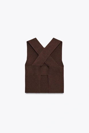 Трикотажный топ с вырезом на спине