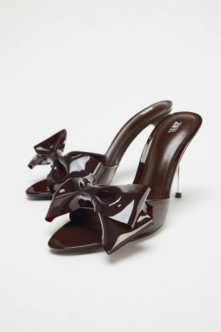 Босоножки на каблуке с бантом- Заказать в России