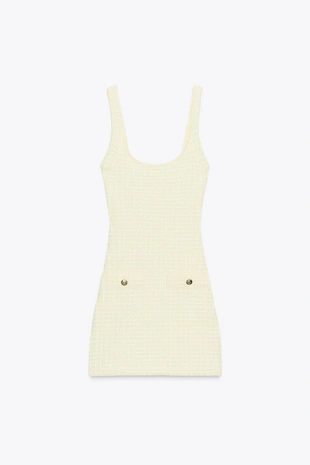 Короткое платье из эластичной ткани