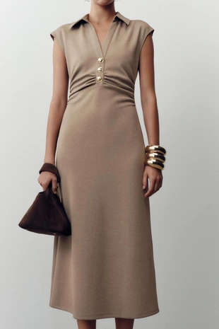Платье миди с воротником поло- Заказать в России
