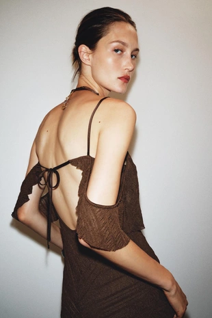 Платье миди фактурное- Заказать в России