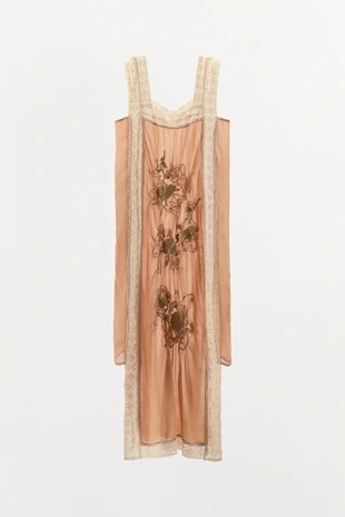 Платье с узором, вышивкой и кружевом- Заказать в России