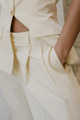 Брюки со складками- Заказать в России