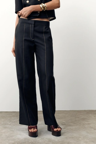 Прямые брюки с контрастной отстрочкой- Заказать в России