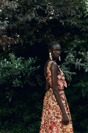 Укороченный топ в стиле рустик с принтом и узлом- Заказать в России