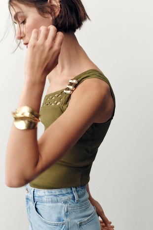 Трикотажный топ асимметричного кроя- Заказать в России