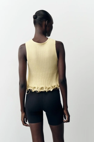 Трикотажный топ с волнистым низом- Заказать в России