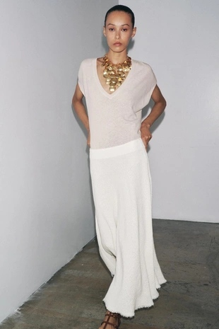 Футболка из хлопка и льна