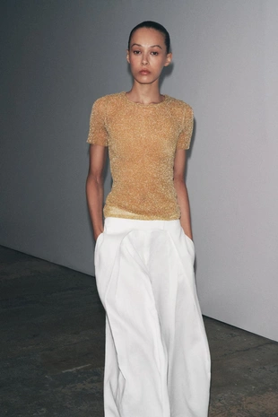 Металлизированная футболка с короткими рукавами- Заказать в России