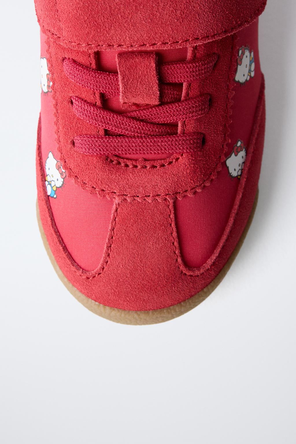 СПОРТИВНЫЕ КРОССОВКИ HELLO KITTY © SANRIO