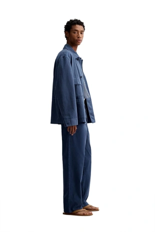 Выстиранные брюки STRAIGHT FIT- Заказать в России