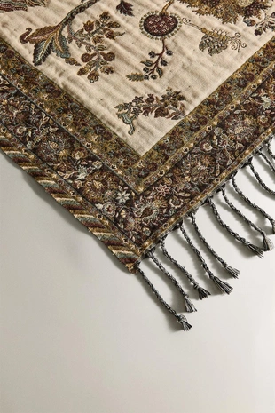 Плед с цветочным жаккардовым узором- Заказать в России