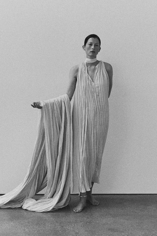 Легкое платье с жатым эффектом — ZW COLLECTION- Заказать в России