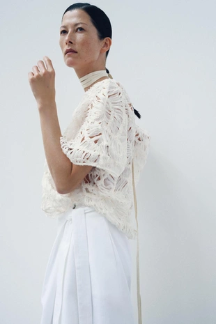 Топ из рельефной ткани ZW- Заказать в России