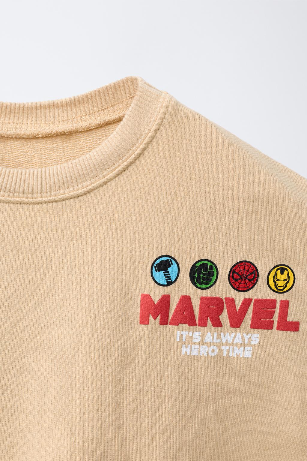 ТОЛСТОВКА С ПРИНТОМ THE AVENGERS © MARVEL